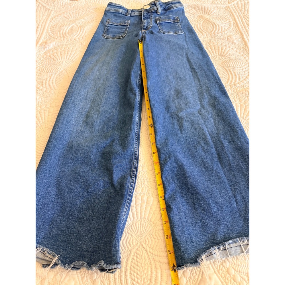 Zara‎ Girls Medium Wash Wide Leg Jeans Raw Hem Front Patch Pockets Size 11-12 - Picture 3 of 7